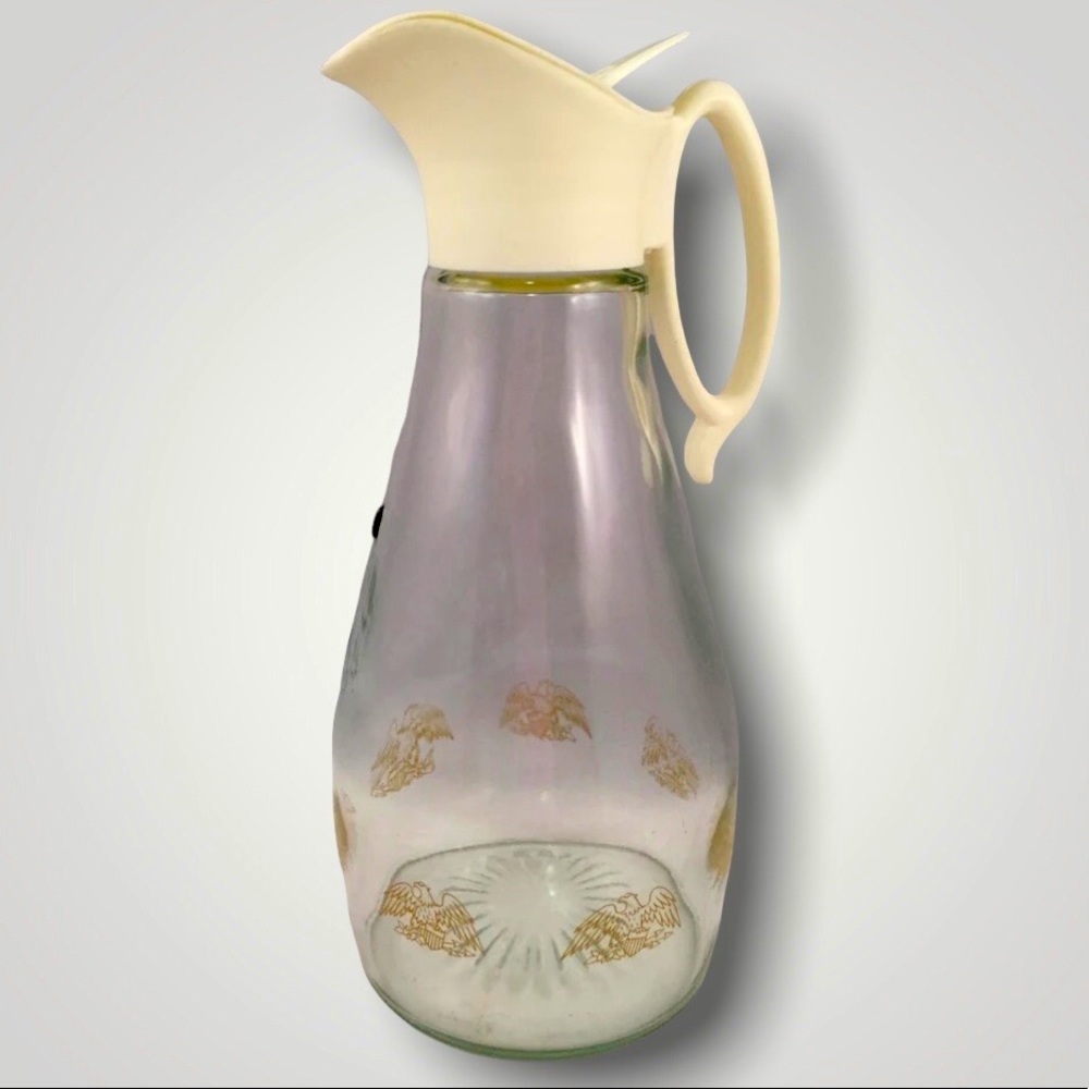 Vintage 1970s American Eagle Log Cabin Glass Syrup Dispenser